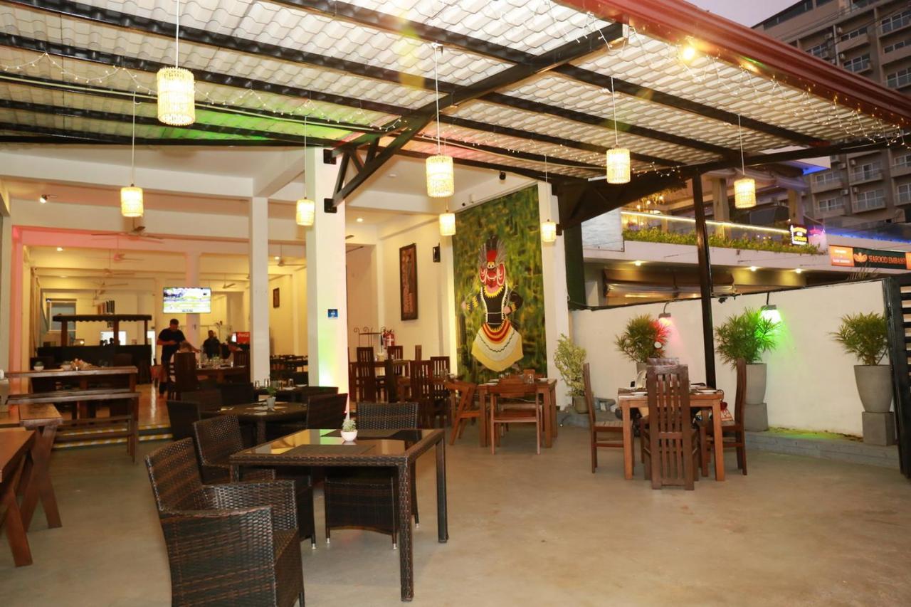 Hotel Coconut Primitive Negombo Exteriér fotografie