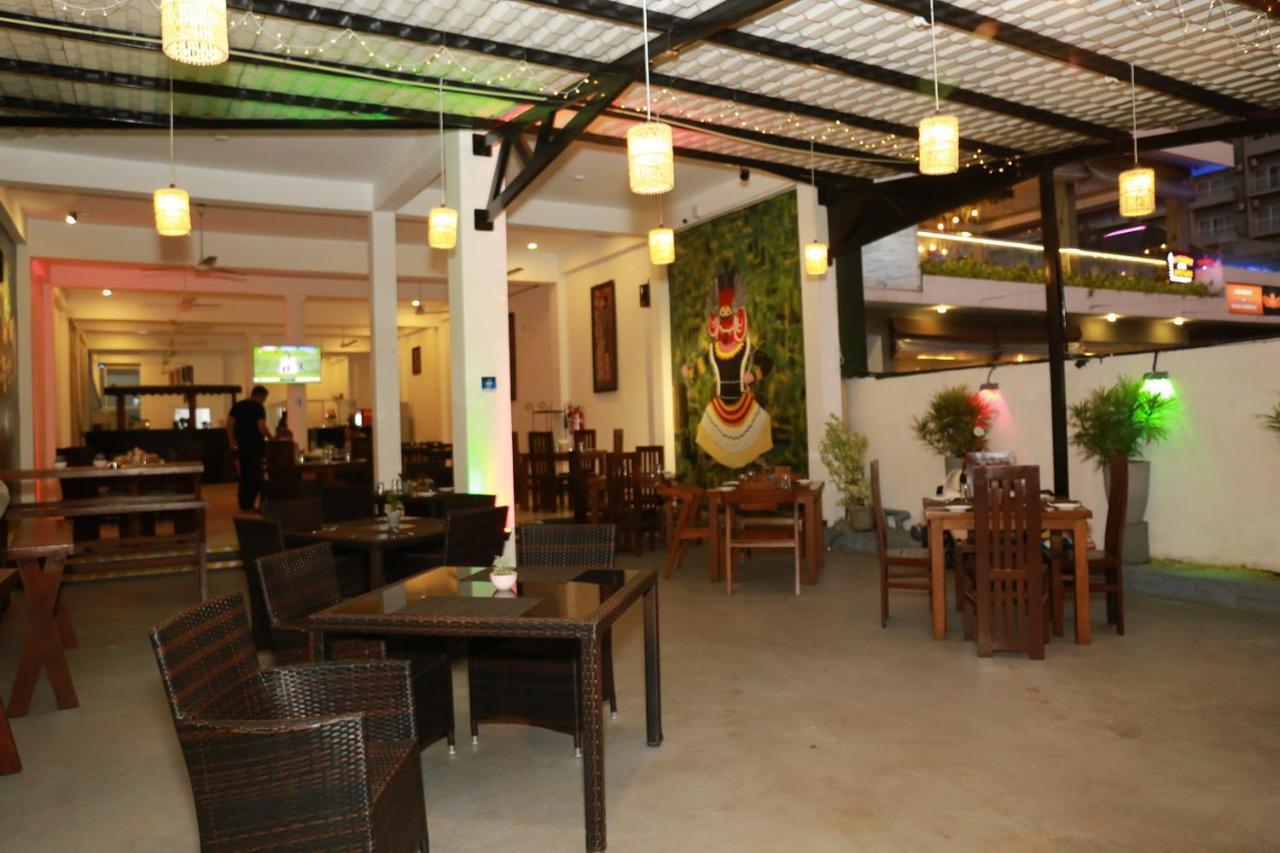 Hotel Coconut Primitive Negombo Exteriér fotografie
