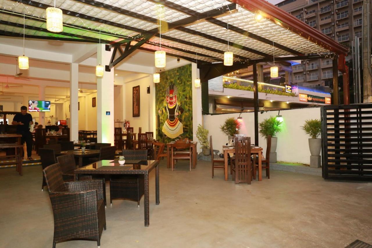 Hotel Coconut Primitive Negombo Exteriér fotografie