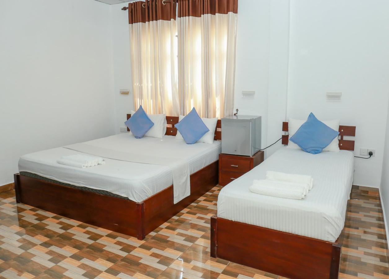 Hotel Coconut Primitive Negombo Exteriér fotografie