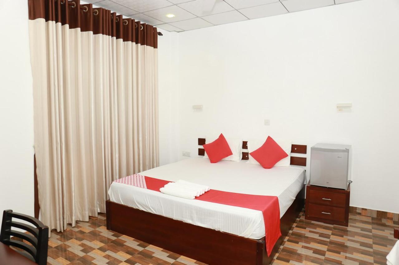 Hotel Coconut Primitive Negombo Exteriér fotografie