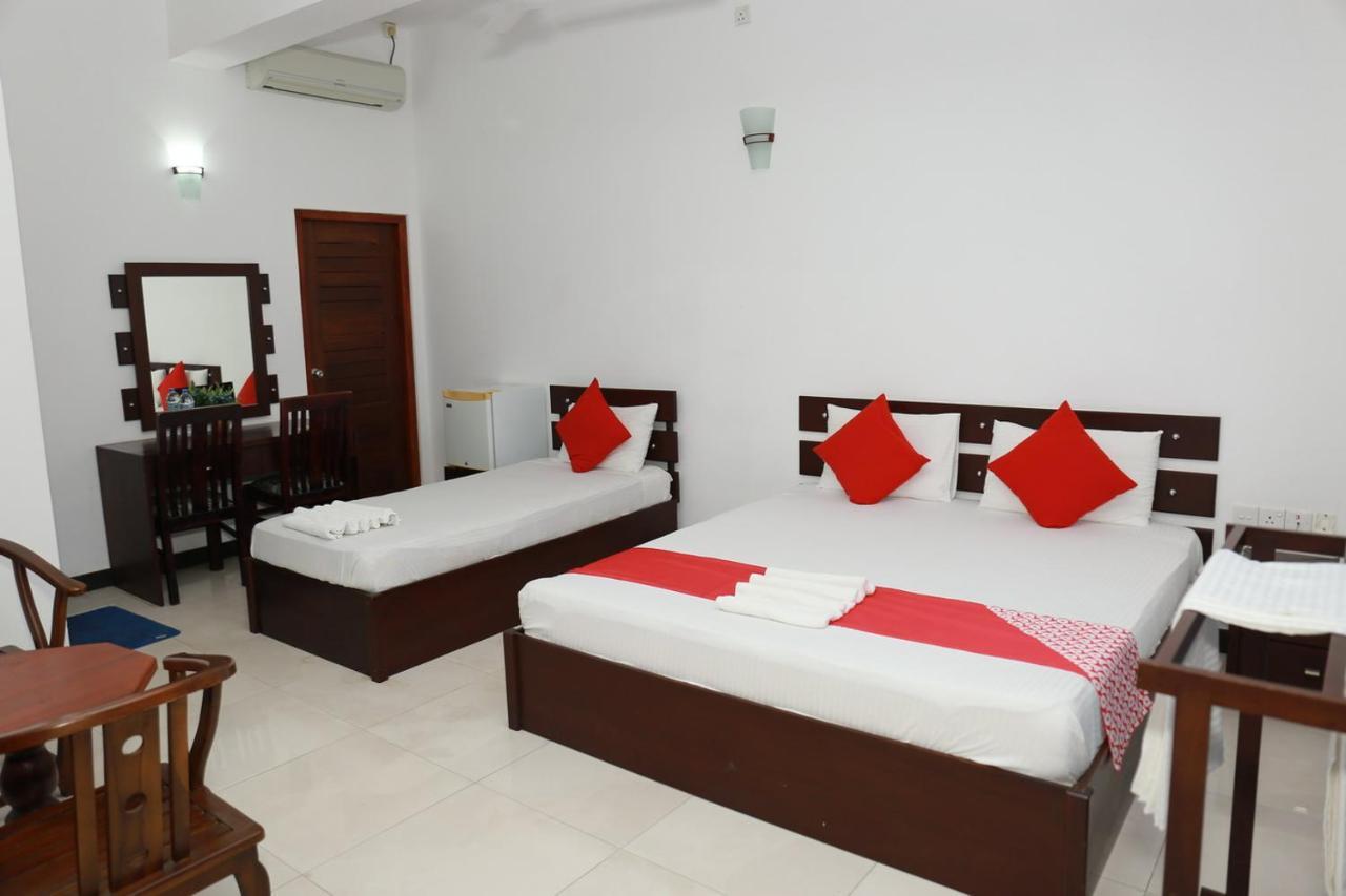 Hotel Coconut Primitive Negombo Exteriér fotografie